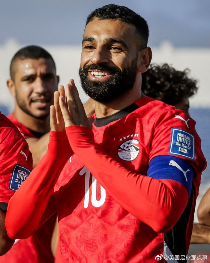 萨拉赫在巴塞罗那比赛中回归赛场,回归赛场引发热议!的简单介绍